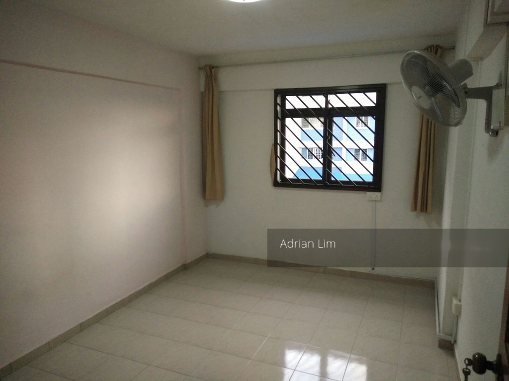 Bedok Reservoir Road thumbnail photo